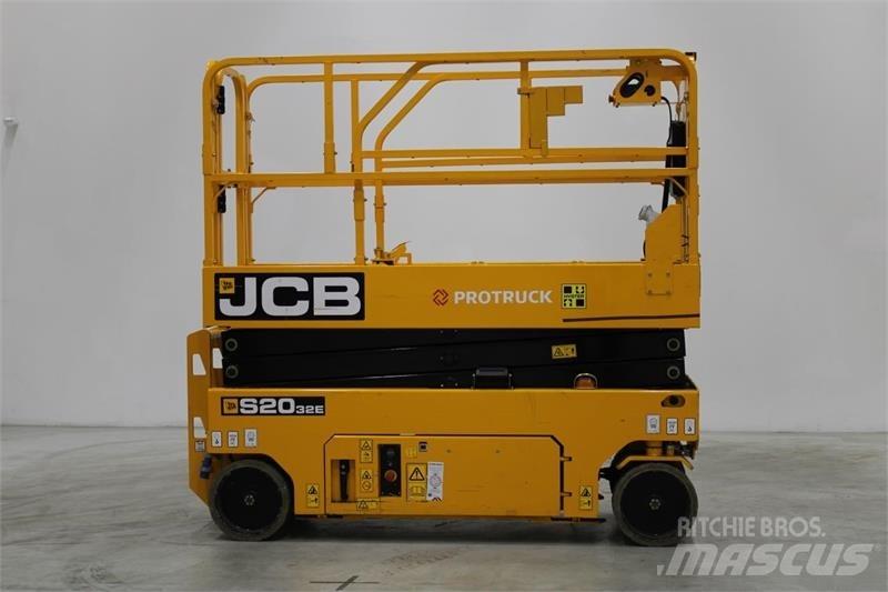 JCB S2032E Saksilavat