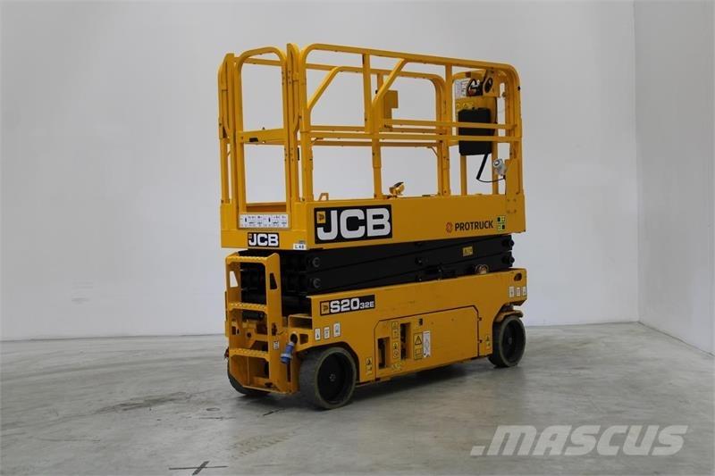 JCB S2032E Saksilavat