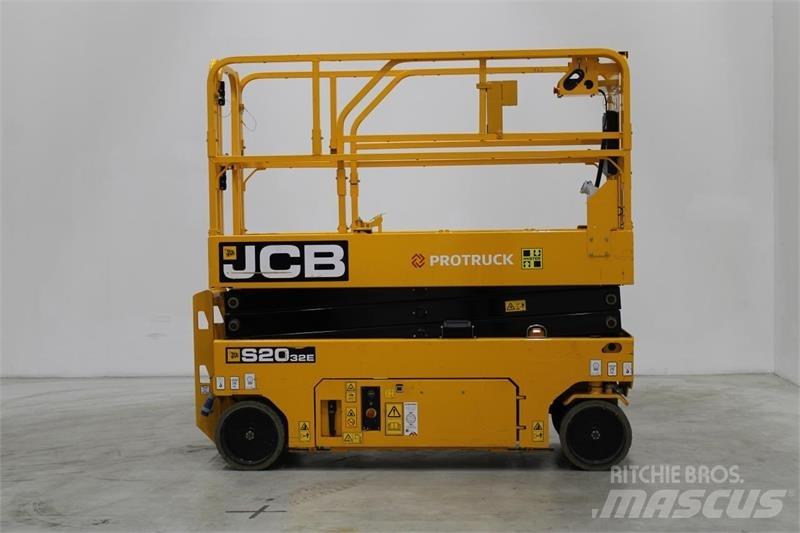 JCB S2032E Saksilavat