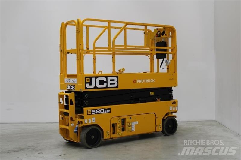 JCB S2032E Saksilavat