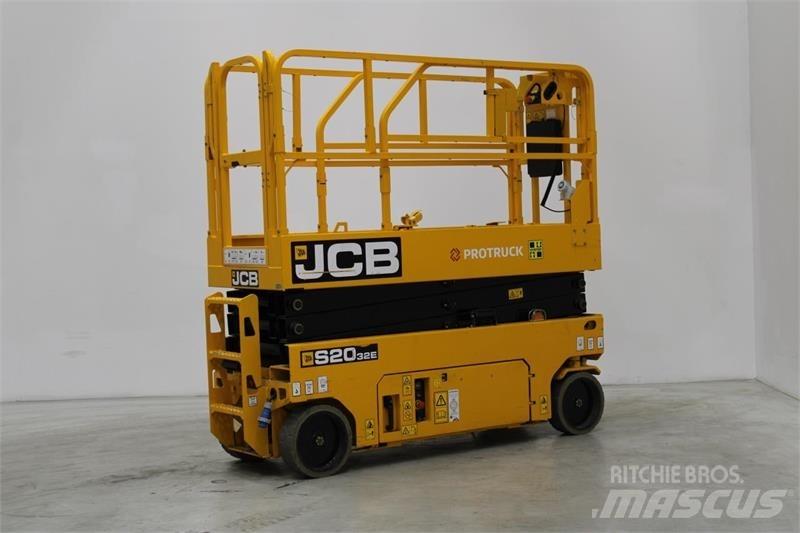 JCB S2032E Saksilavat