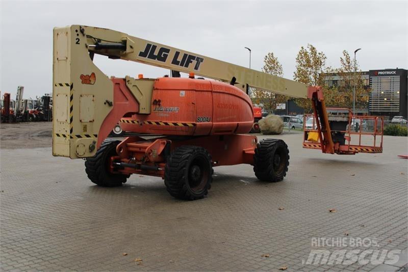 JLG 800AJ Kuukulkijat