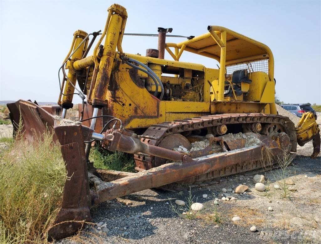 CAT D9E Telaketjupuskutraktorit