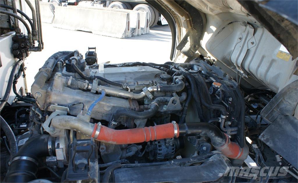 Isuzu NRR Jäteautot