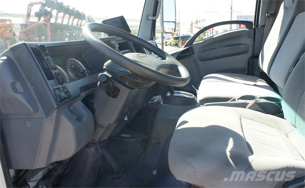 Isuzu NRR Jäteautot