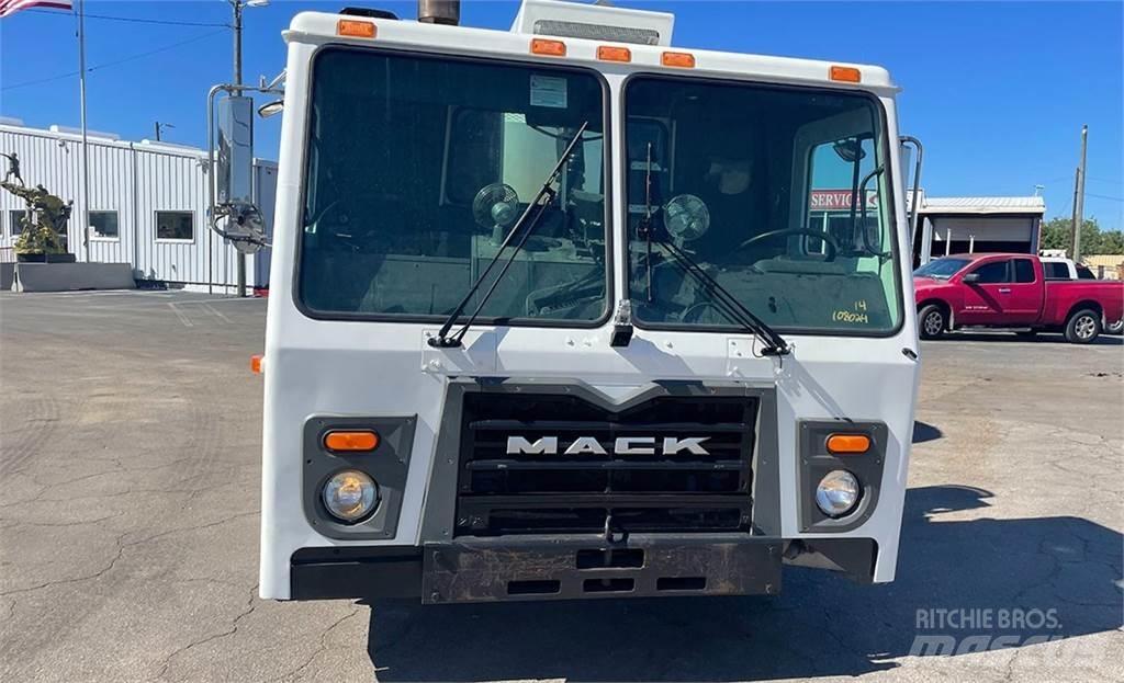 Mack LEU613 Jäteautot