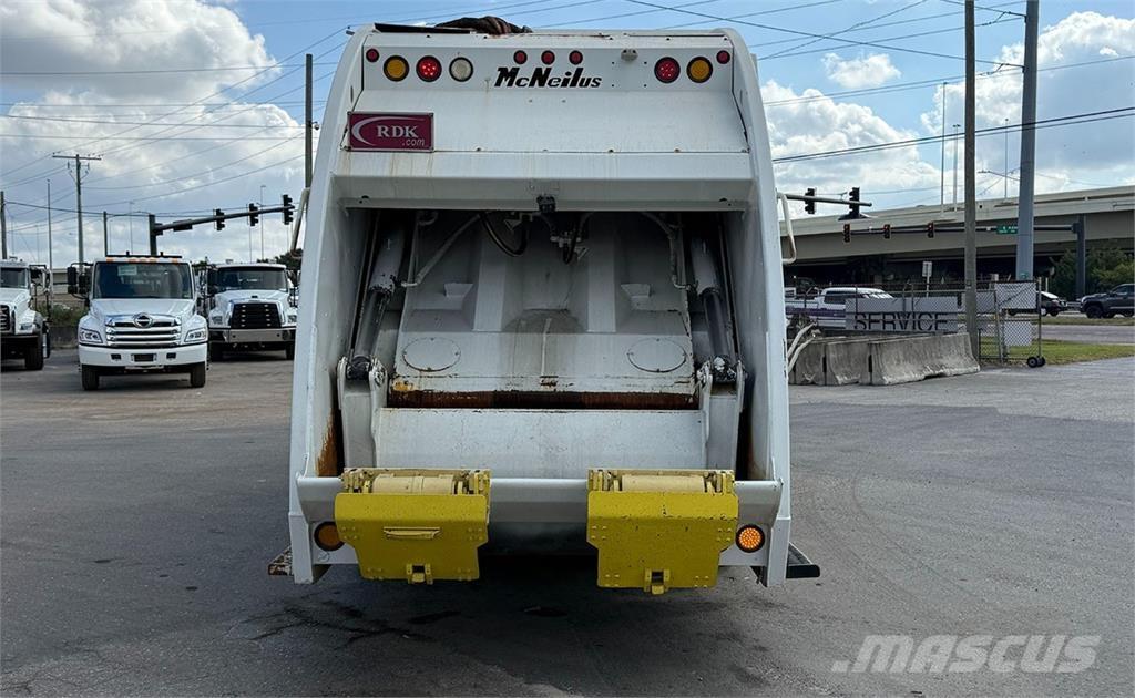 Mack LEU613 Jäteautot