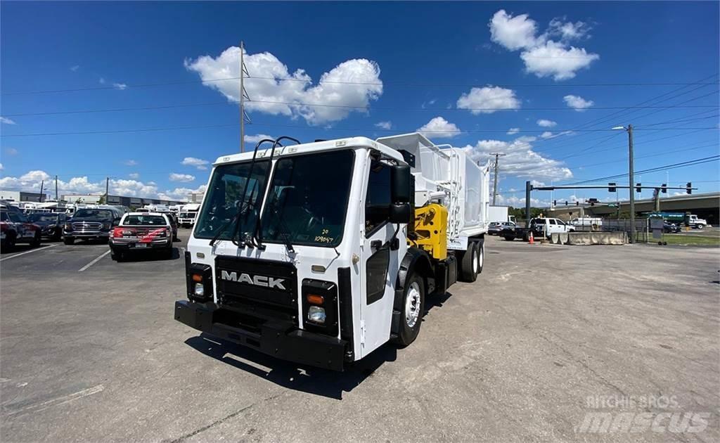 Mack LR613 Jäteautot