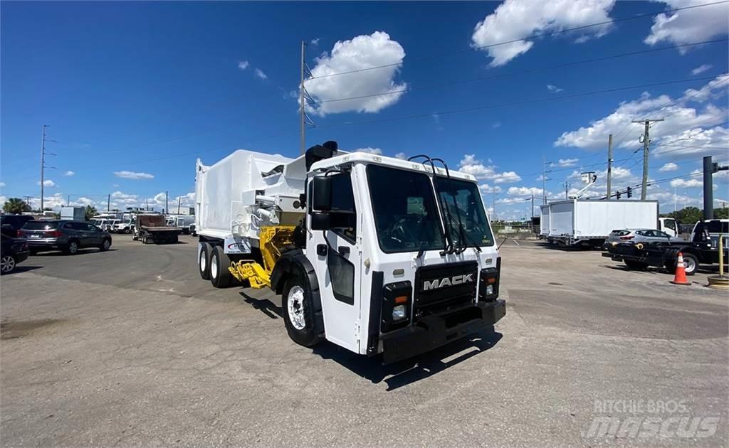 Mack LR613 Jäteautot