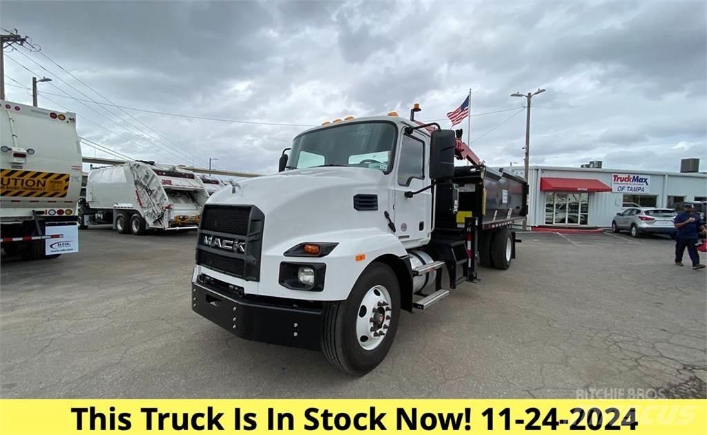 Mack MD6 Kourat