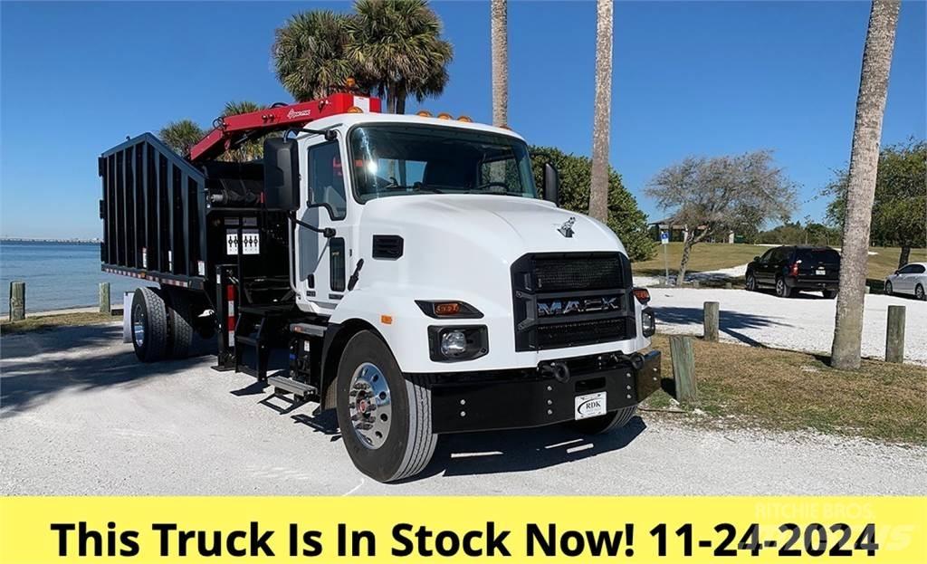 Mack MD7 Kourat