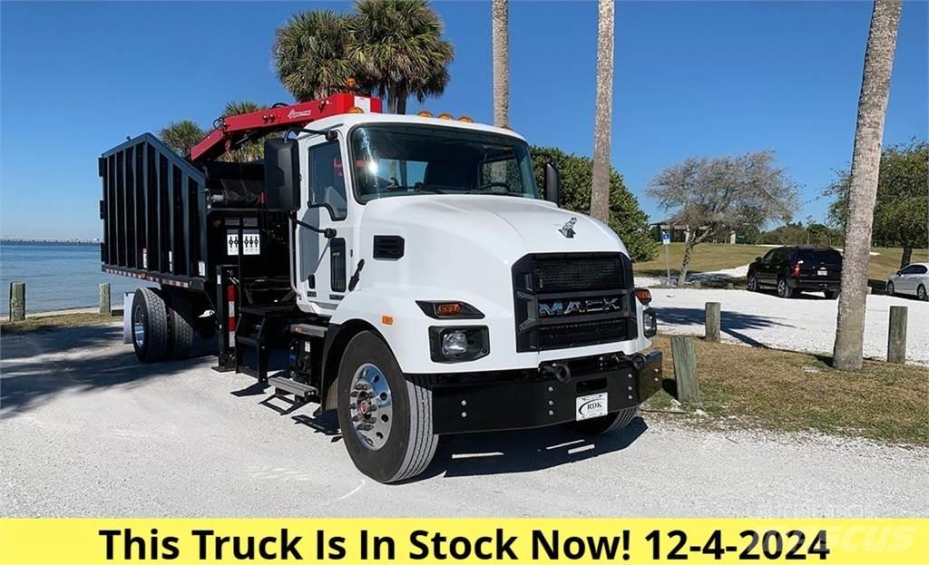 Mack MD7 Kourat