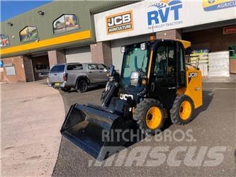 JCB 155 Maatalouskurottajat