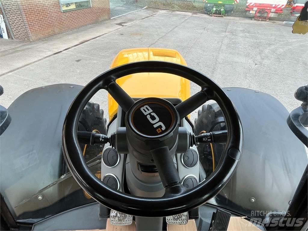 JCB 4220 Traktorit