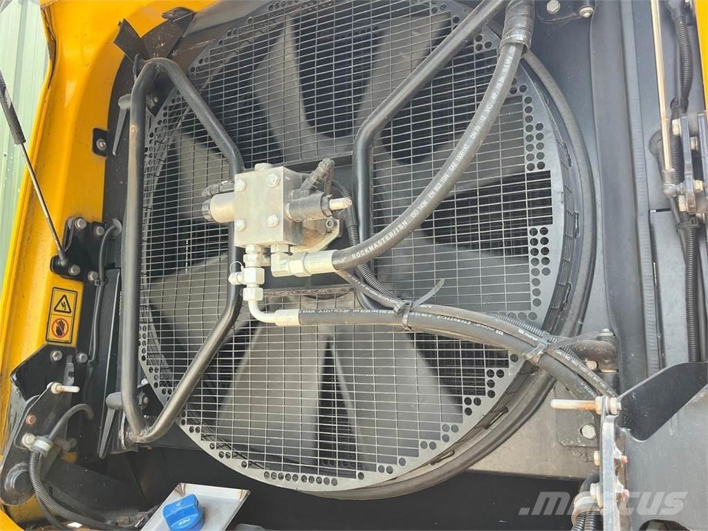 JCB 435S Maatalouskurottajat