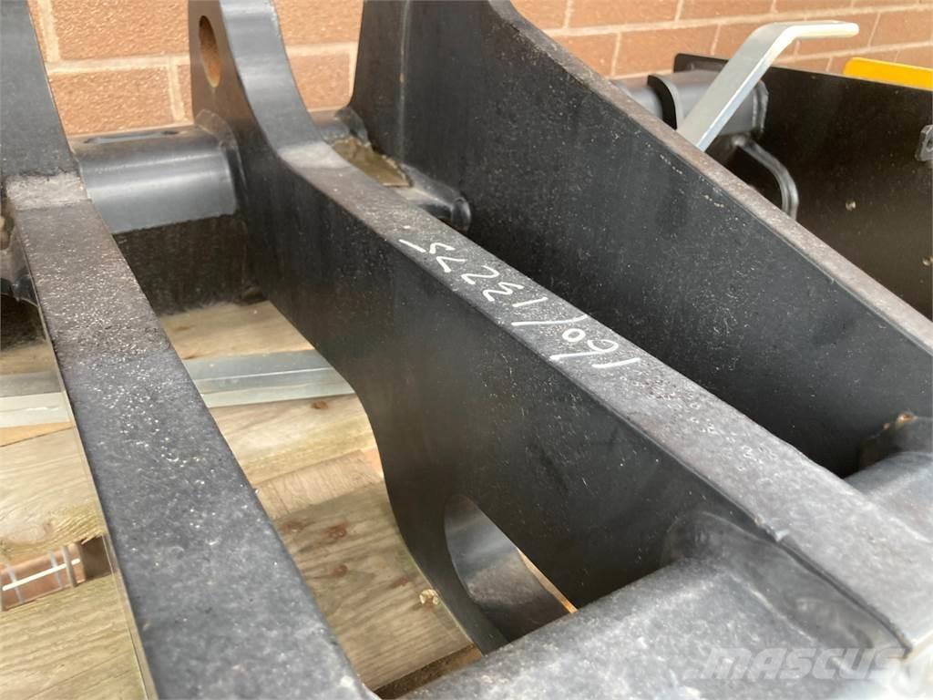 JCB Q-FIT Maatalouskurottajat