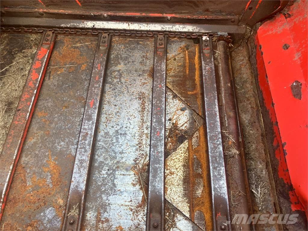 Kuhn 3570 Paalinkäsittelykoneet