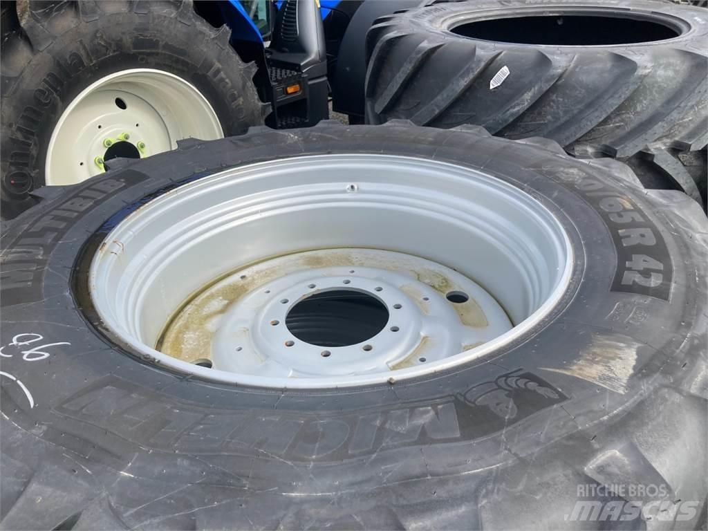 Michelin  Renkaat ja vanteet