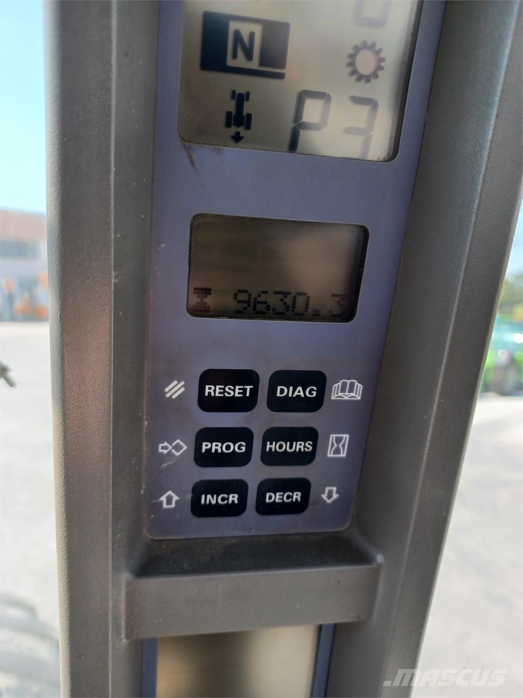 CASE MX 270 Traktorit