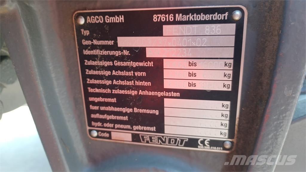 Fendt 828 SCR Traktorit