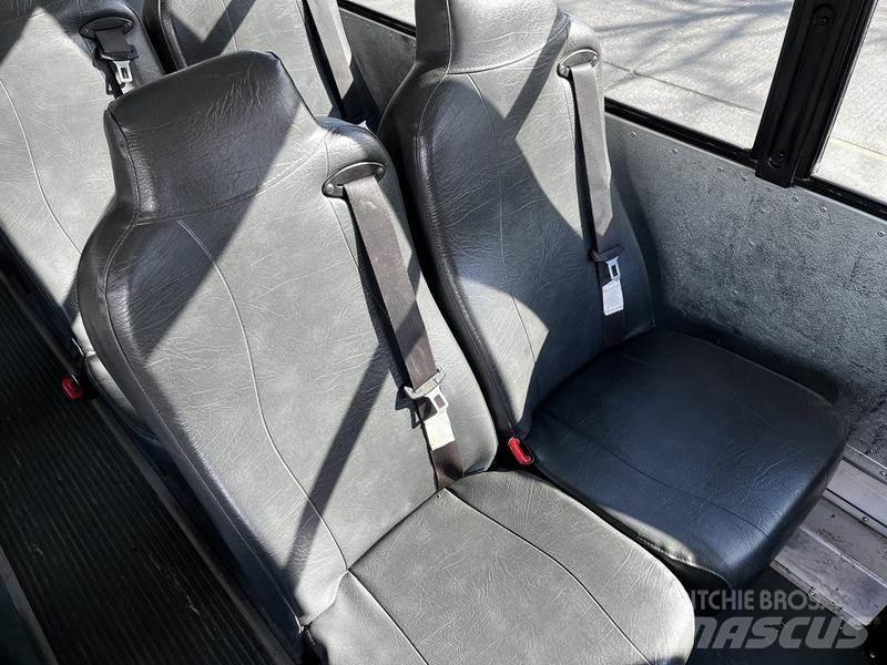 Blue Bird Vision Minibussit