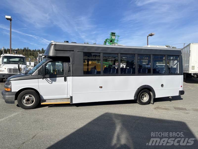 Chevrolet Express Minibussit