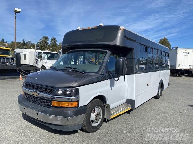 Chevrolet Express Minibussit