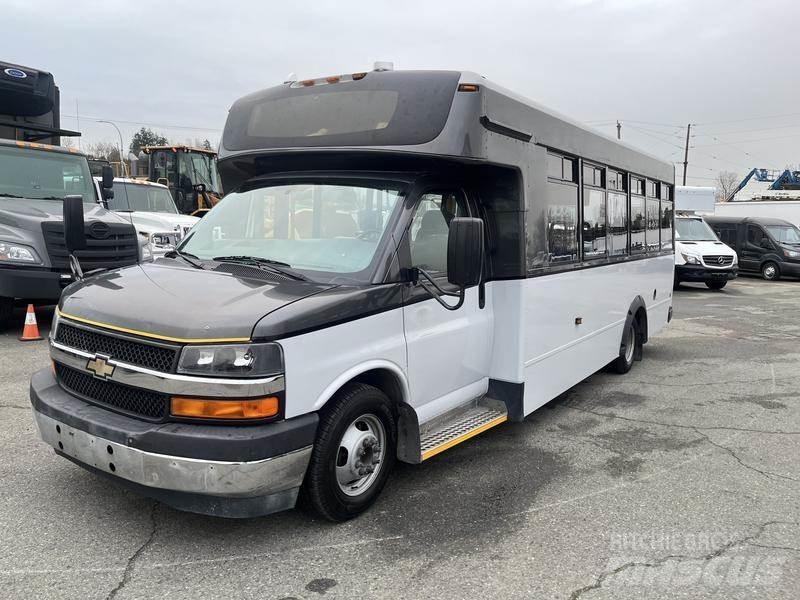 Chevrolet Express Minibussit