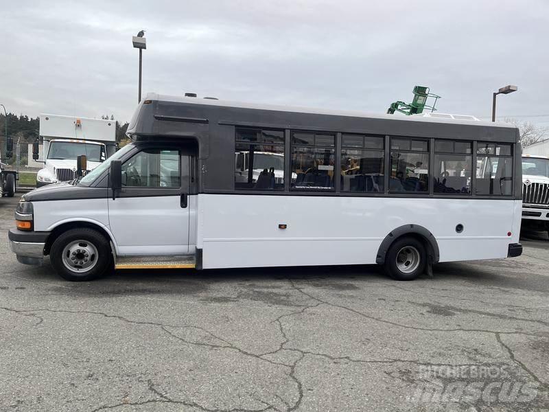 Chevrolet Express Minibussit