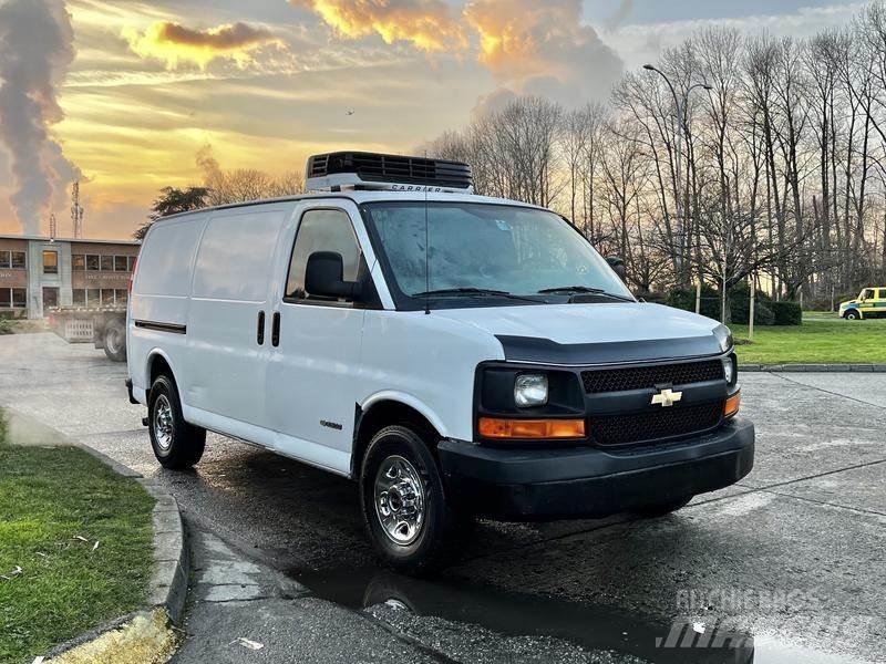 Chevrolet Express Pakettiautot