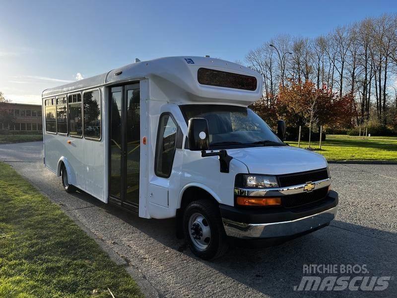 Chevrolet Express Minibussit