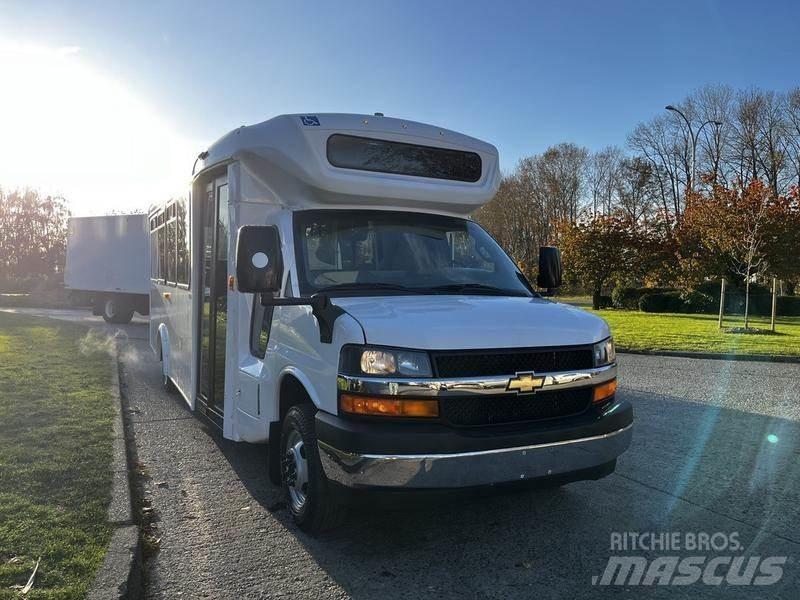 Chevrolet Express Minibussit