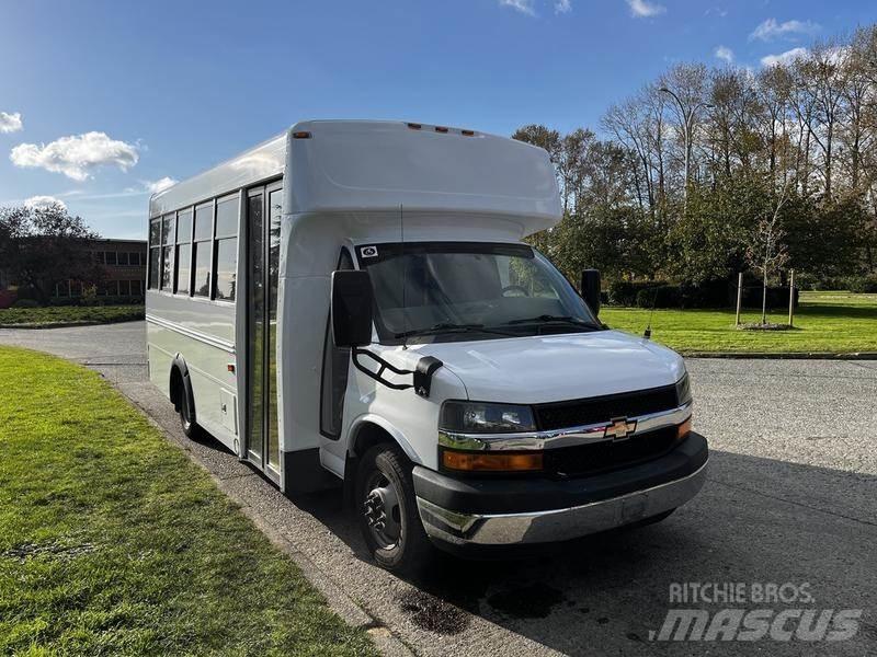 Chevrolet Express Minibussit