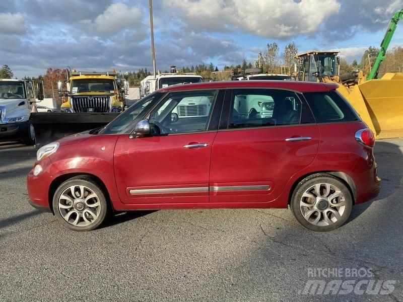 Fiat 500L Henkilöautot