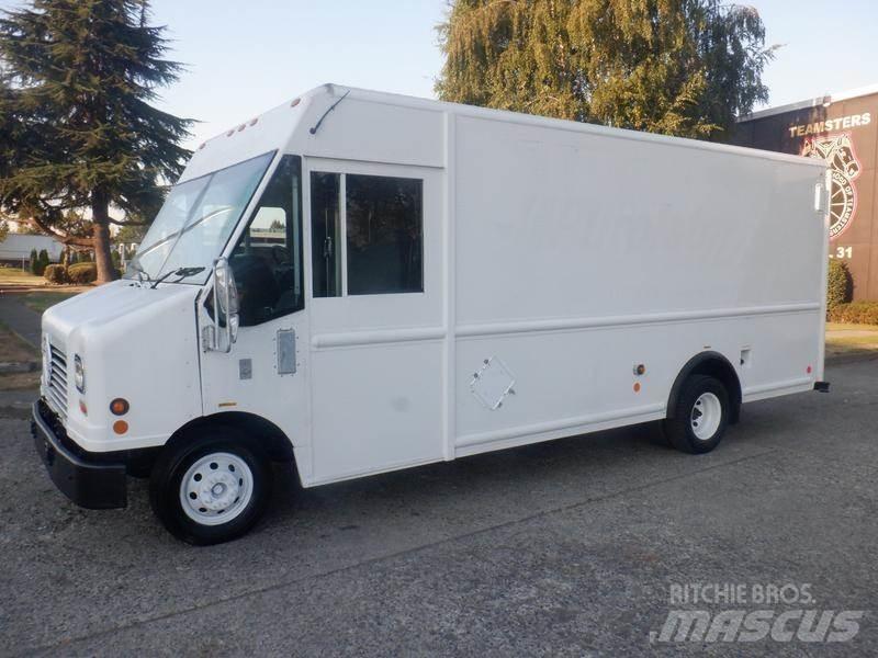 Ford Econoline Pakettiautot