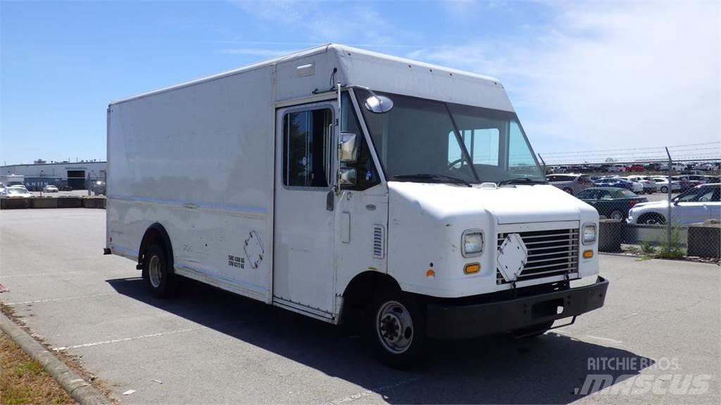Ford Econoline Pakettiautot