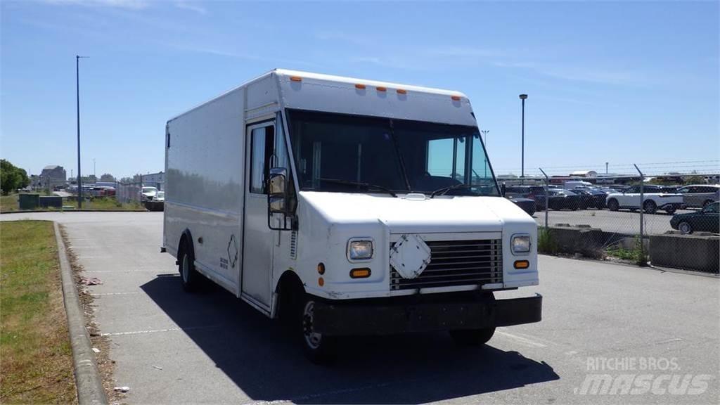 Ford Econoline Pakettiautot