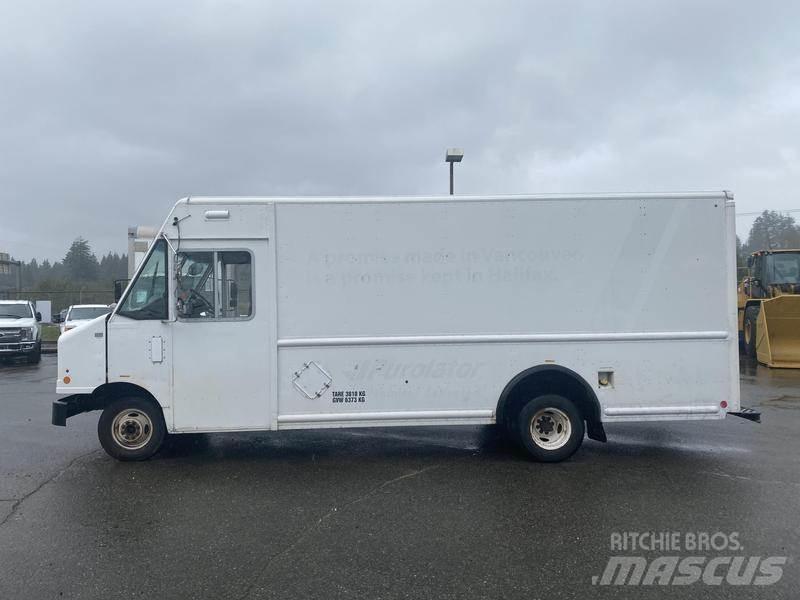 Ford Econoline Pakettiautot