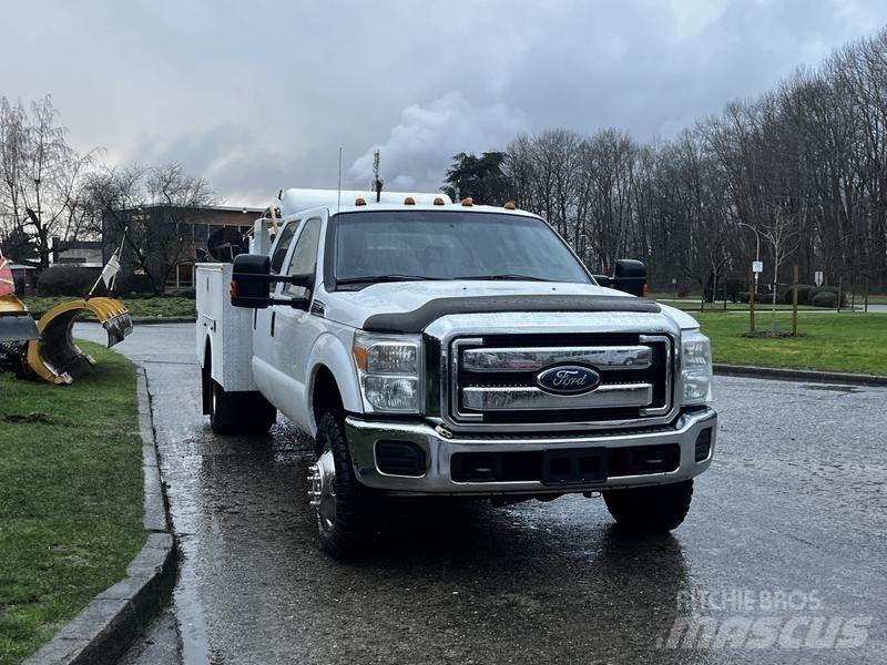 Ford F-350 SD Tienhoitoautot