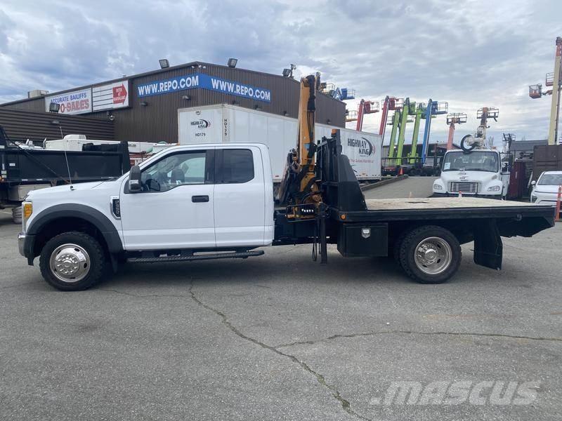 Ford F-550 Nosturiautot