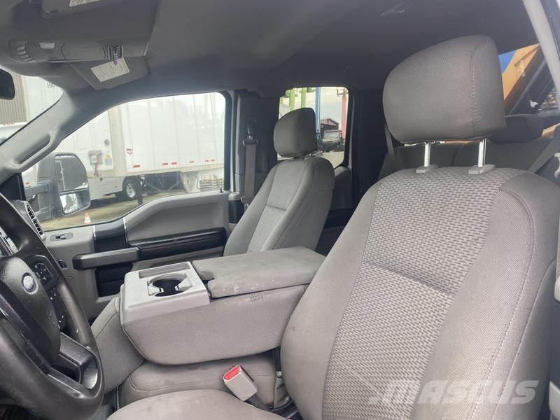 Ford F-550 Nosturiautot