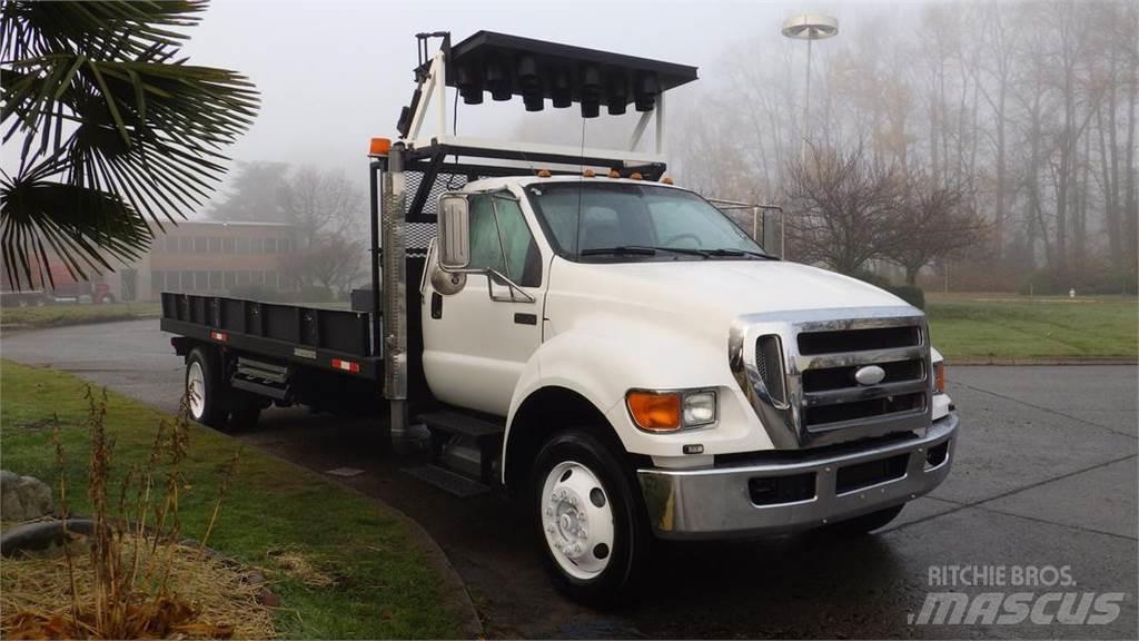 Ford F-750 Lava-kuorma-autot