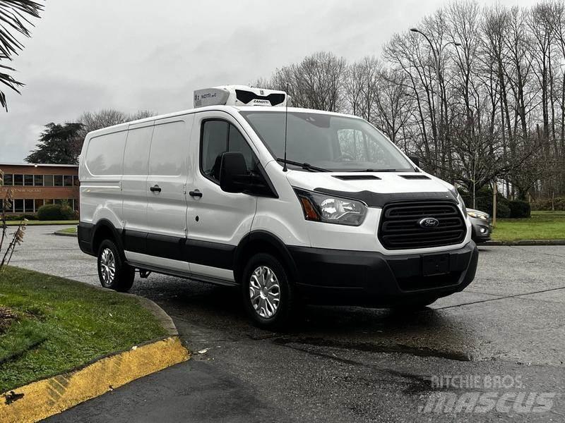 Ford Transit Pakettiautot