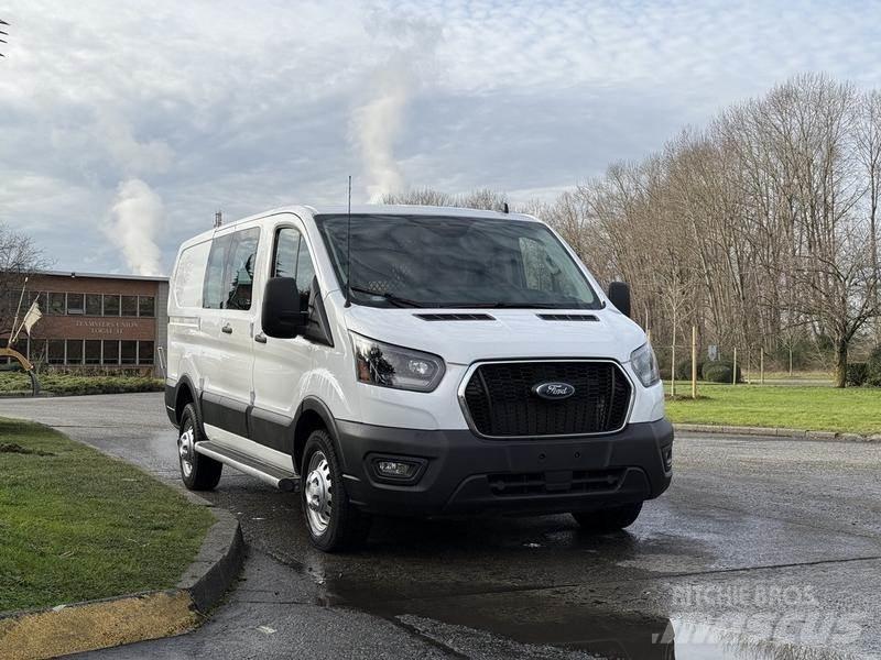 Ford Transit Pakettiautot