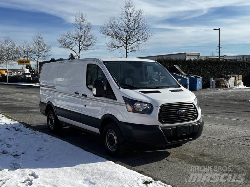 Ford Transit Pakettiautot