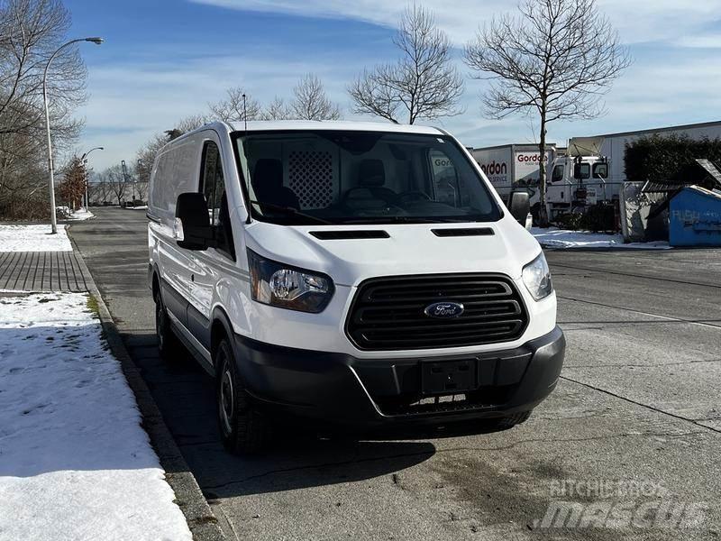 Ford Transit Pakettiautot