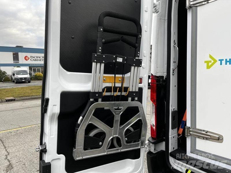 Ford Transit Pakettiautot
