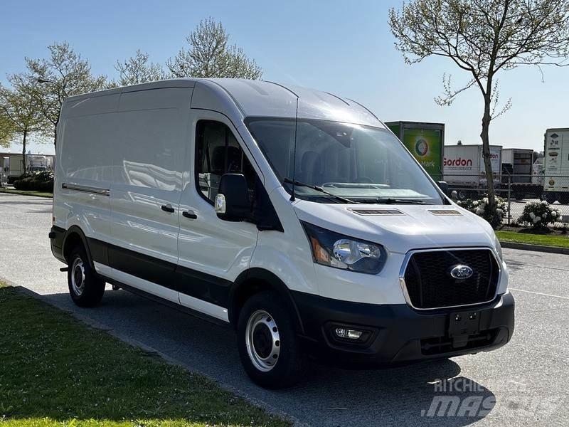 Ford Transit Pakettiautot