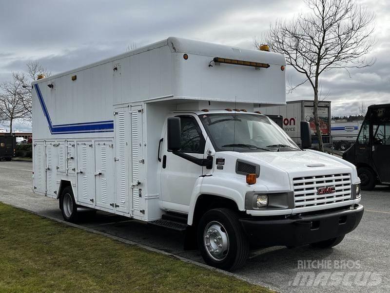 GMC C5000 Tienhoitoautot