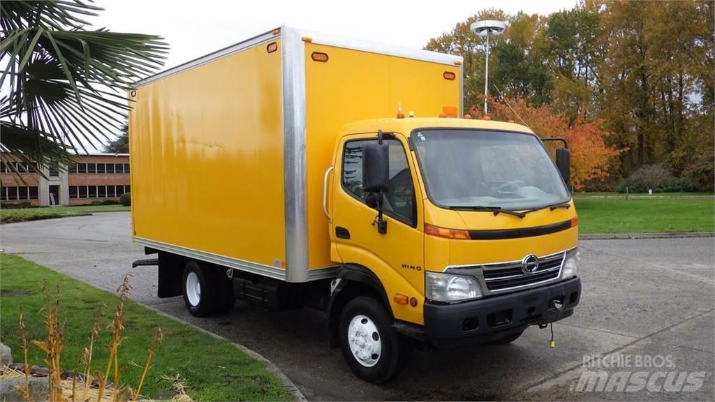 Hino 145 Pakettiautot